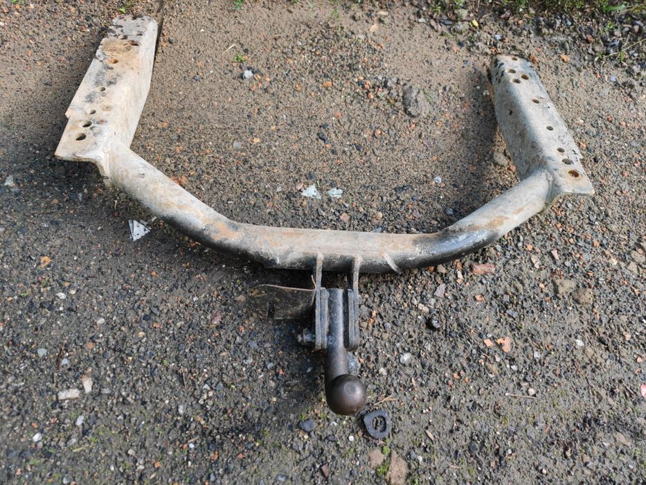 Продаеся фаркоп на газель