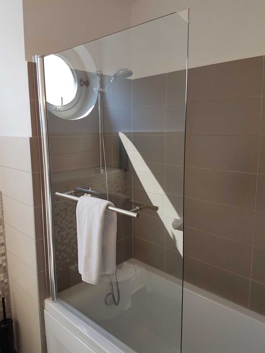 Inchiriez apartament Piata Unirii/Nicolae Balcescu Farmacia 24