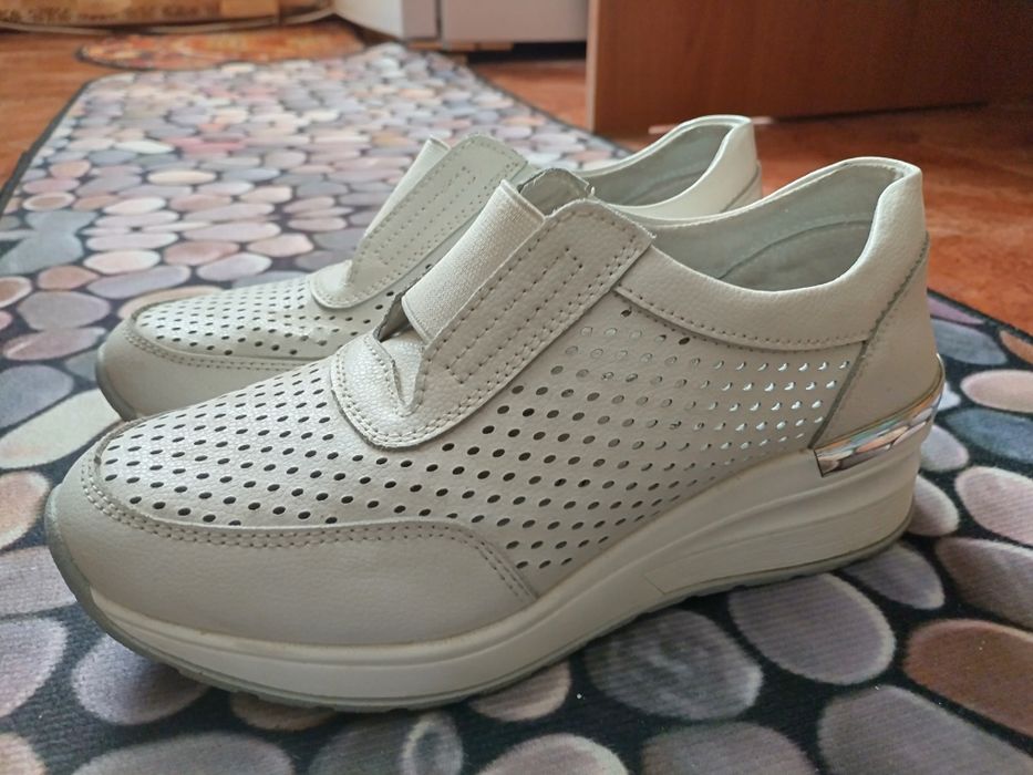 Оригинални дамски луксозни обувки  Massimo Zardi от Холандия