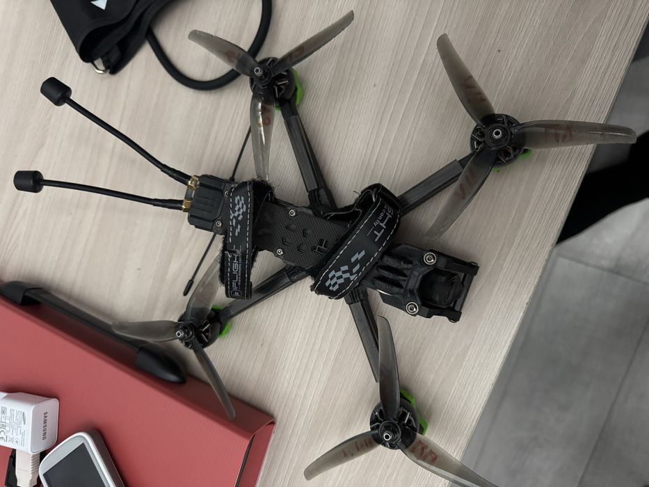 Продам дроны FPV