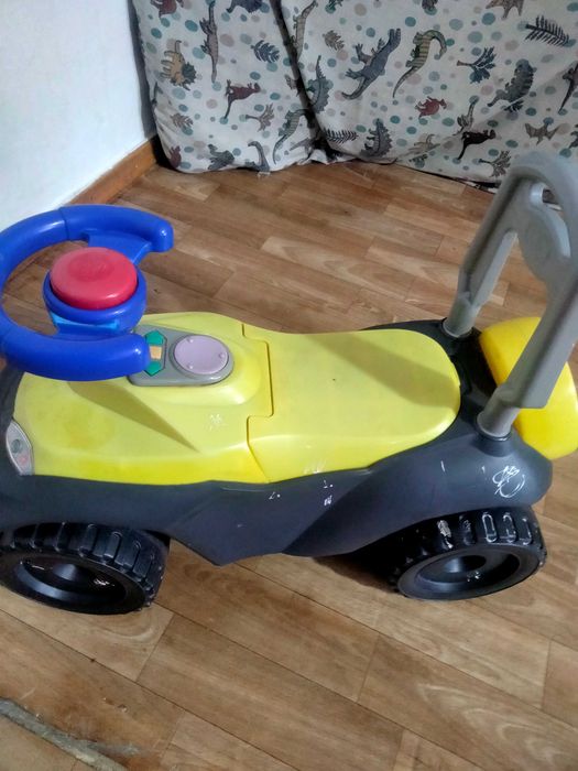Толокар детский продам
