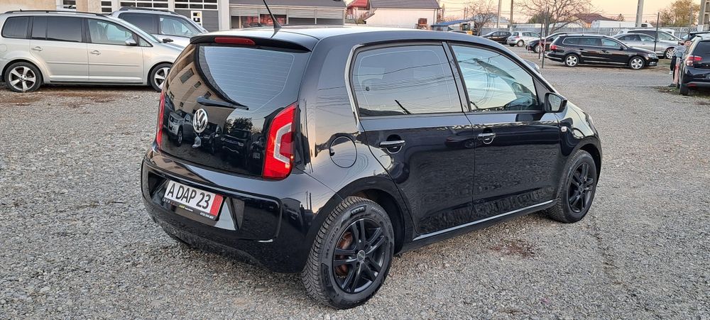 Volkswagen UP 1000 benzină Euro 5 Cutie manuală RAR EFECTUAT an 2014