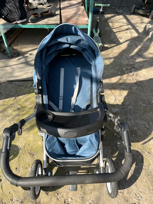 Продам коляску состояние идеальное