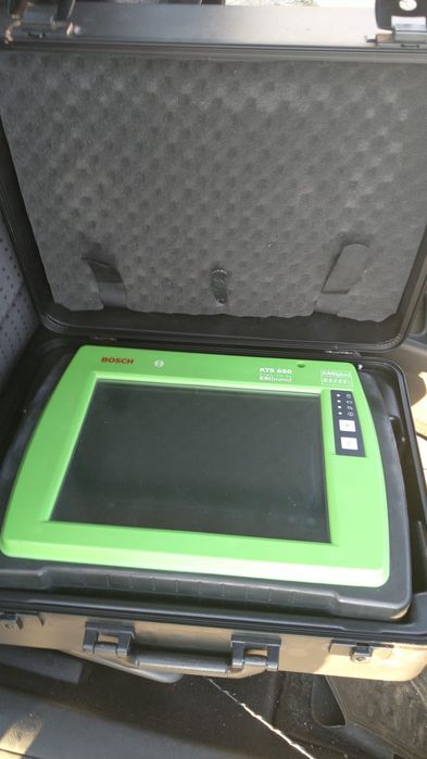 Schimb Tester diagnoza auto Bosch KTS cu auto sau remorca.