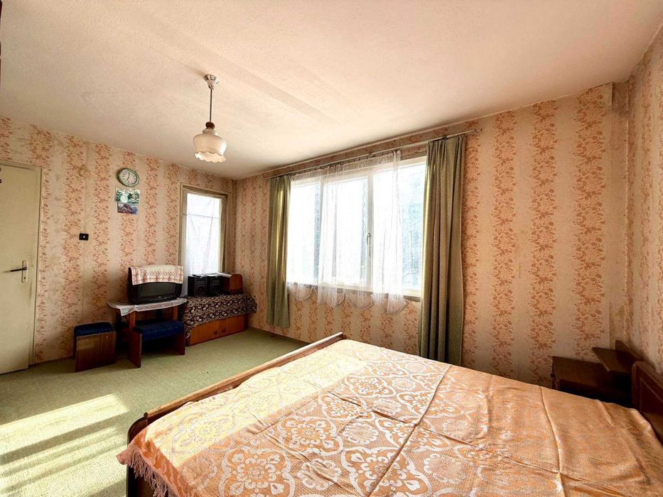 Продава се Двустаен апартамент в Велико Търново, Център - 45 кв.м за 850 €/кв.м - Снимка #1