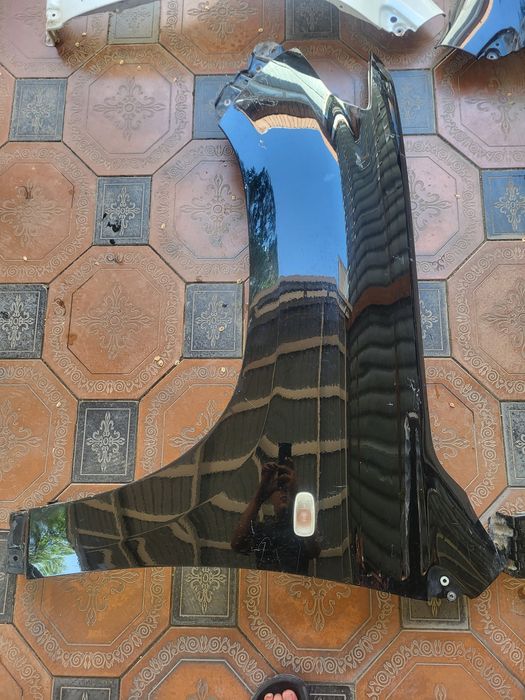 Крыло на Land Cruiser 200