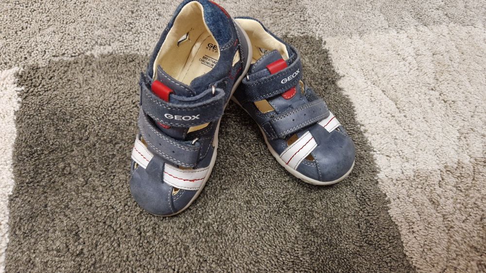 Vand sandale marimea 24 Geox