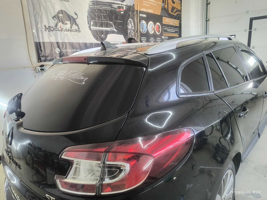 Montare folii auto solare