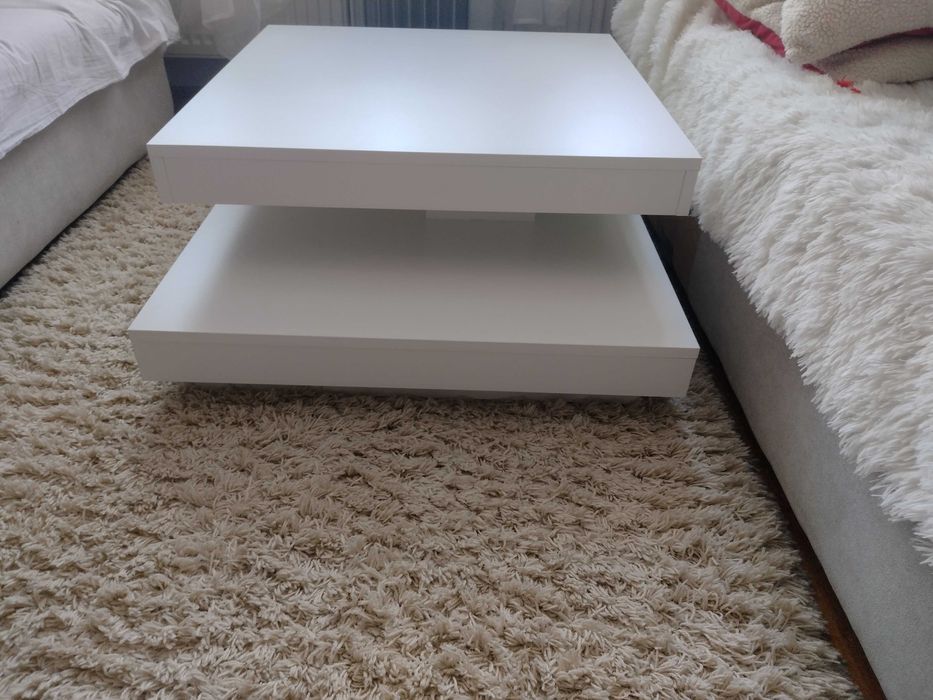 Vând masa sufragerie