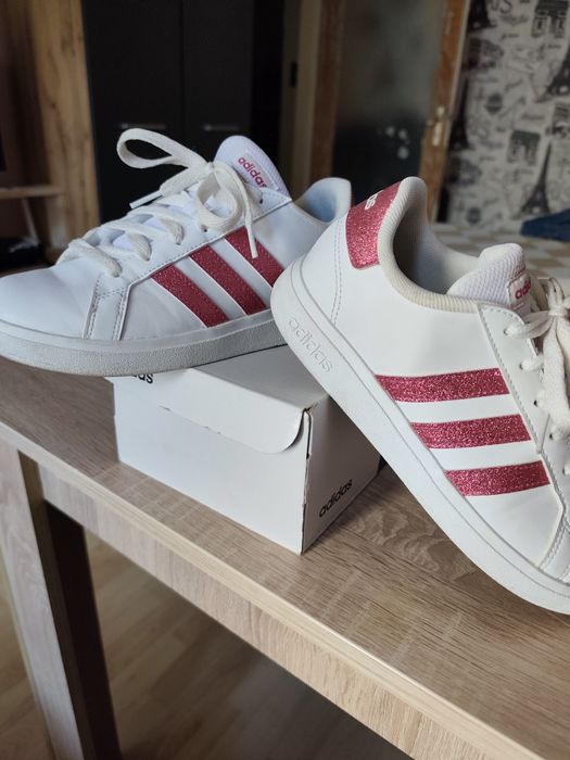 Маратонки Адидас