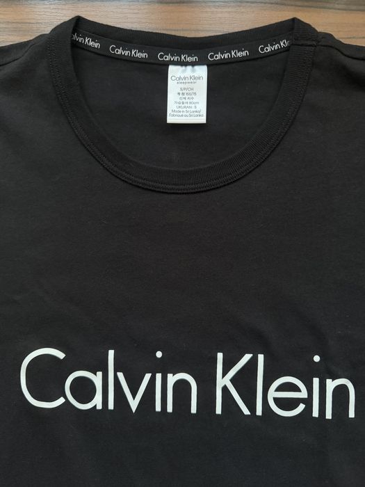 Чисто нова Calvin Klein тениска