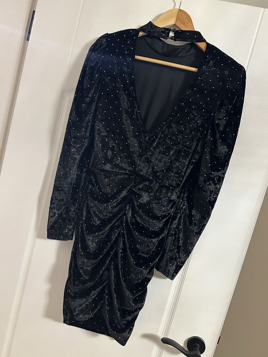 Черна   рокля