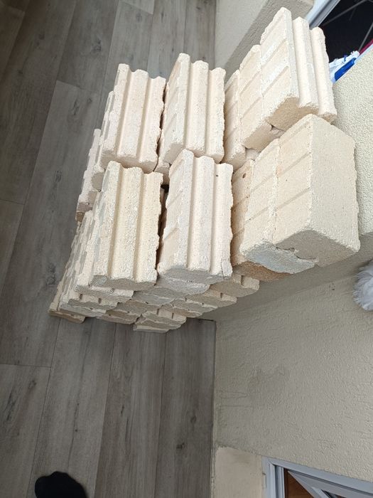 Огнеупорни тухли