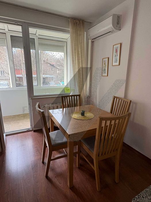 Двустаен апартамент до метростанция