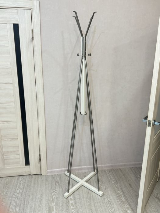 Прихожая Икея Вешалка IKEA TJUSIG