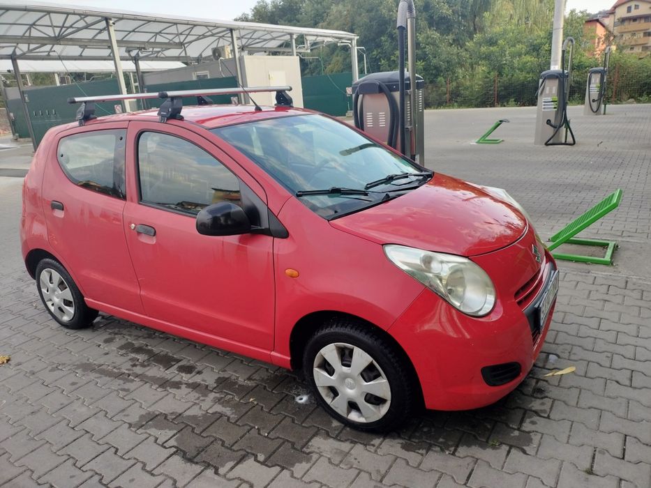 Vând Suzuki Alto an 2009 benzina motor 1000 cc