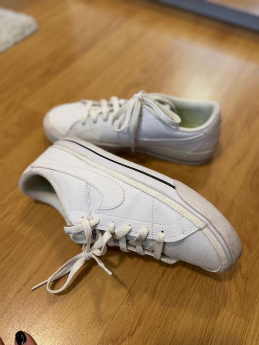 Adidasi Nike marime 40