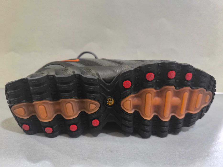 Nike Air Max Dn N38 и N38,5.Маратонки с камери.Нови.Оригинал.