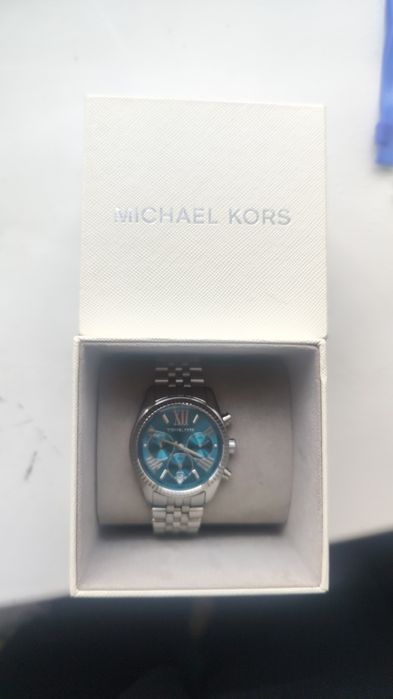продам оригинальные часы Michael Cors MK 5887