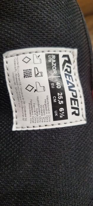 Boots snowboard .   NOI