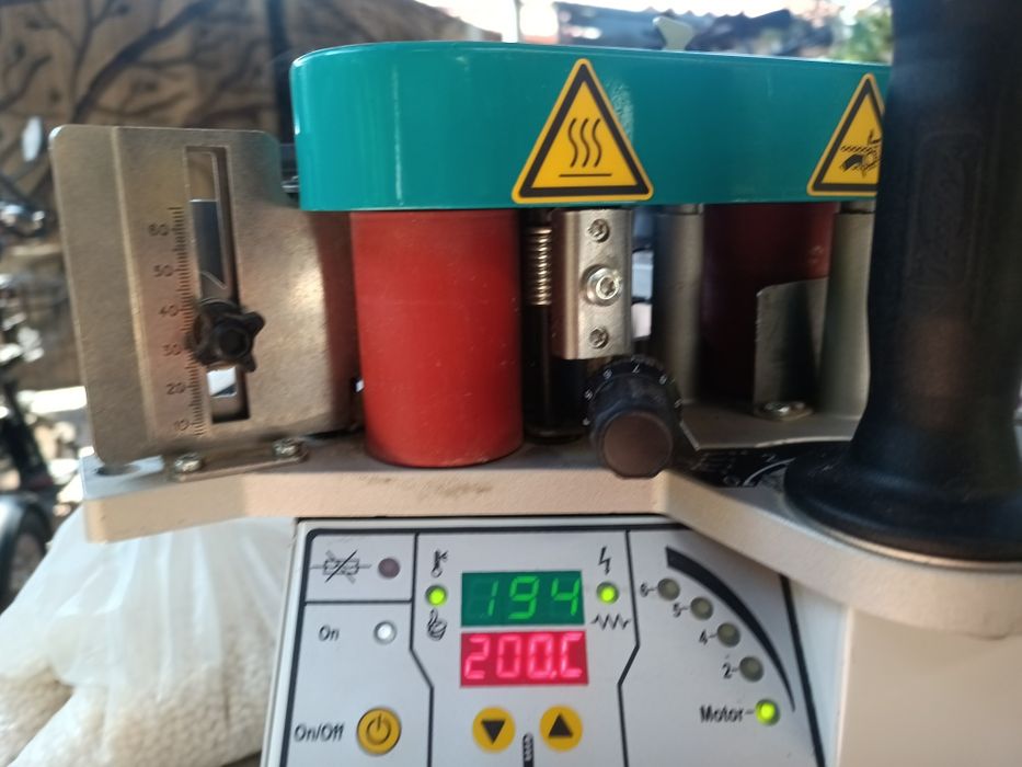 Mașină aplicat cant abs