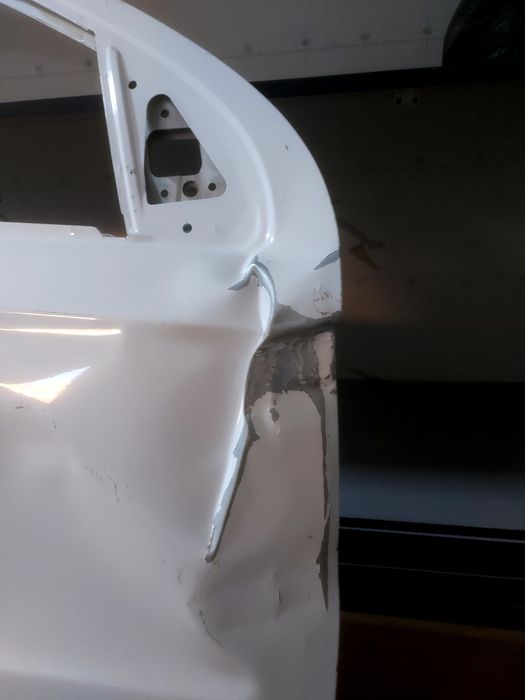 Nexia 3 radnoy eshigi sotiladi