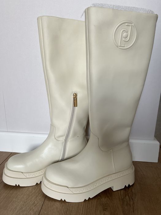 Сапоги женские кожаные