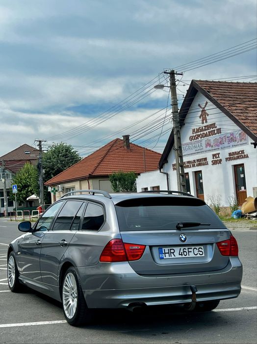 Vand BMW Seria 3 E91 Facelift 2.0D din 2009.
