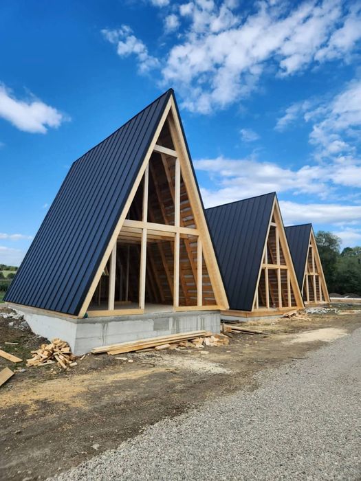Cabane din case lemn tip A-Frame house modulare exista