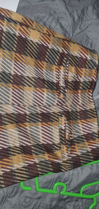 Pantaloni eleganti din material fin ,marime 36 EU,nepurtati