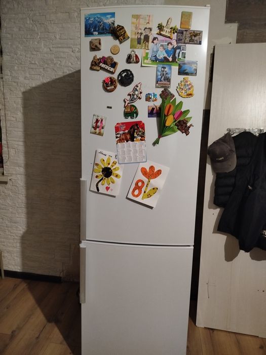 Холодильник , в хорошем состоянии