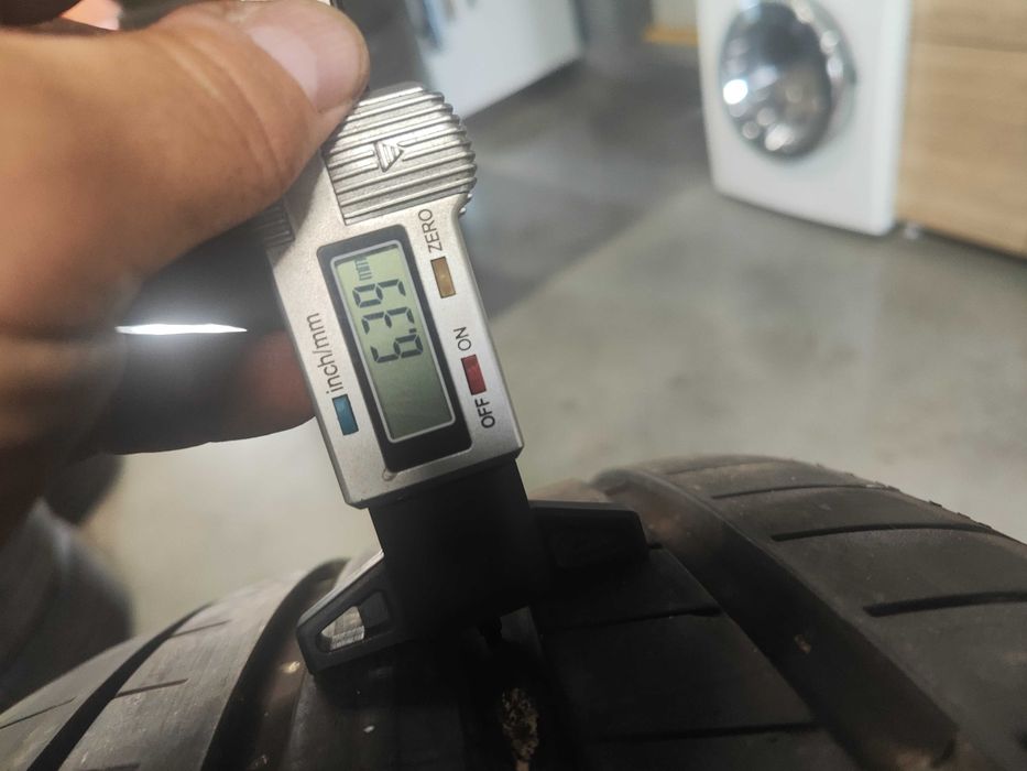 2бр. летни гуми 245/40/18 Goodyear