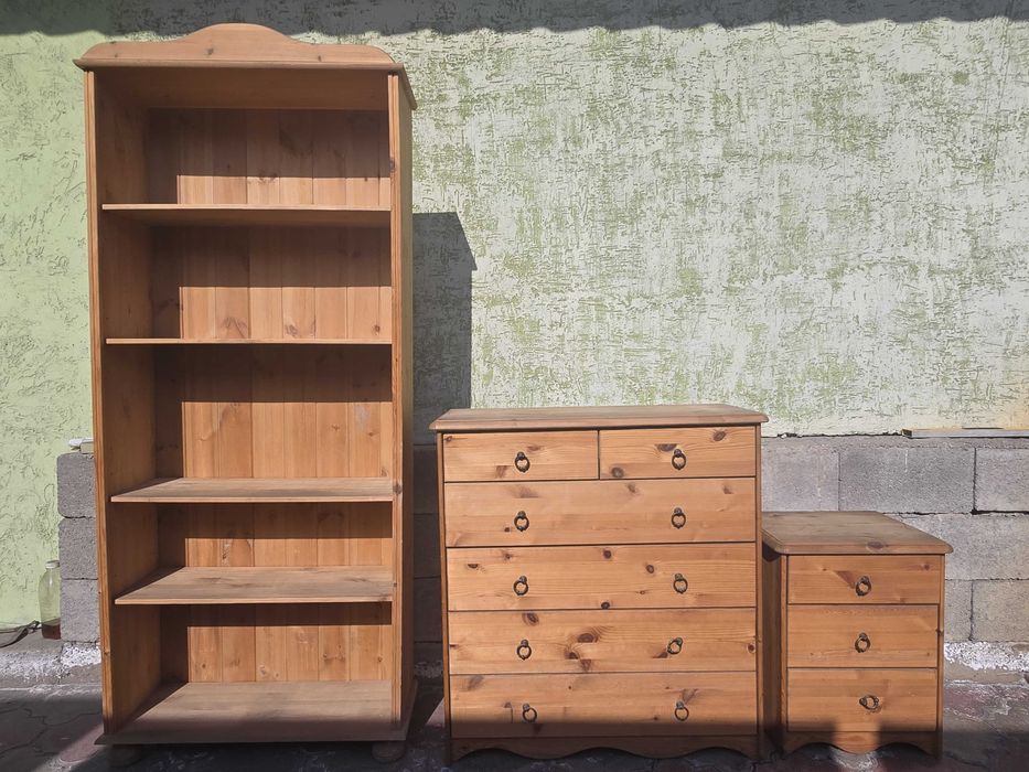 Комплект деревянной мебели