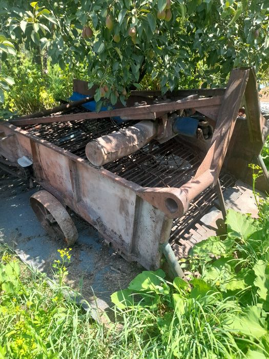 Срочно продам тележку самосвал