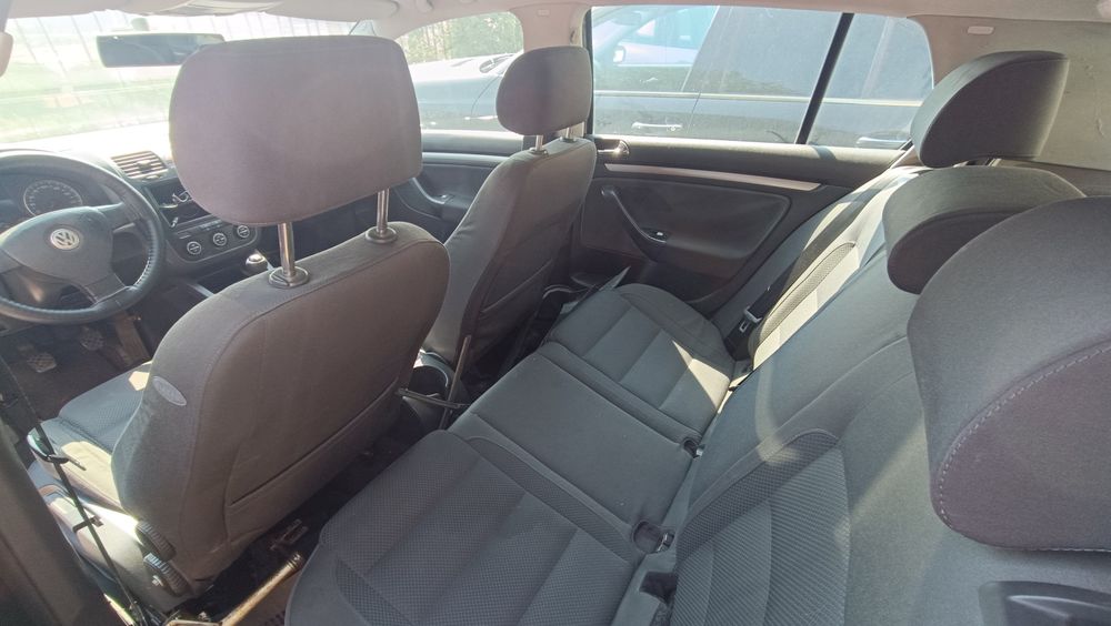 Продавам Голф 5 2.0tdi 140кс. BKD на ЧАСТИ, както и още над 16 голфа