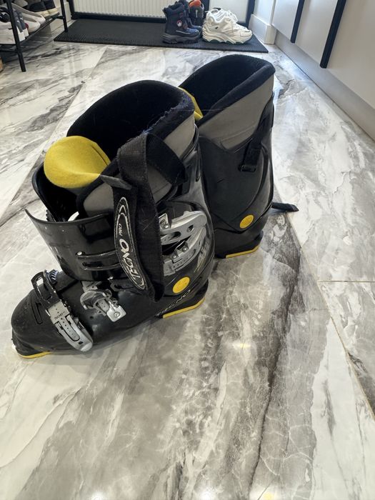 Горнолыжные ботинки Techno Pro Traxis