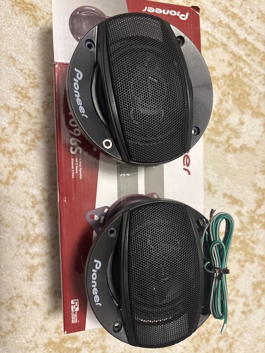 Колонка Pioneer 500W новые