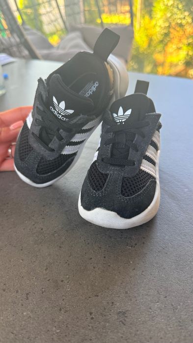 Детски обувки Adidas