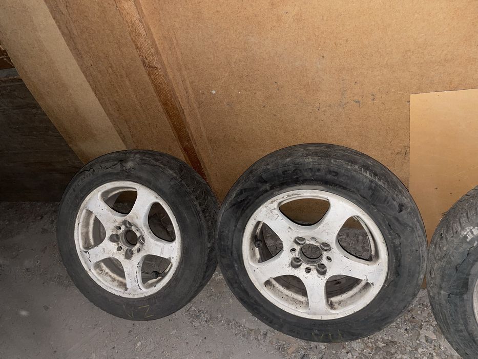 Продаю резины летние