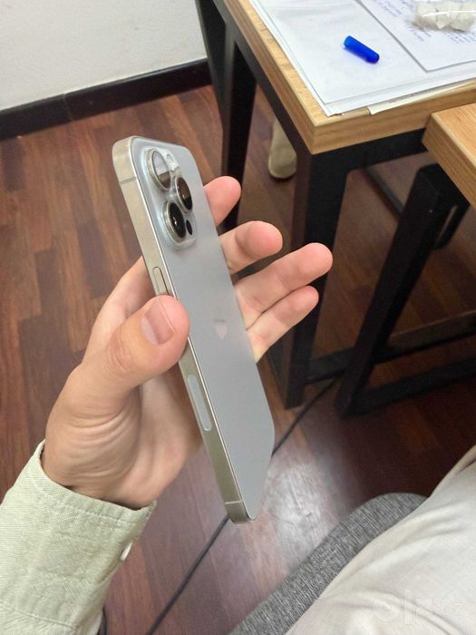 iphone 15 pro max 512 гб 2 та e-sim ўтган LL/A
