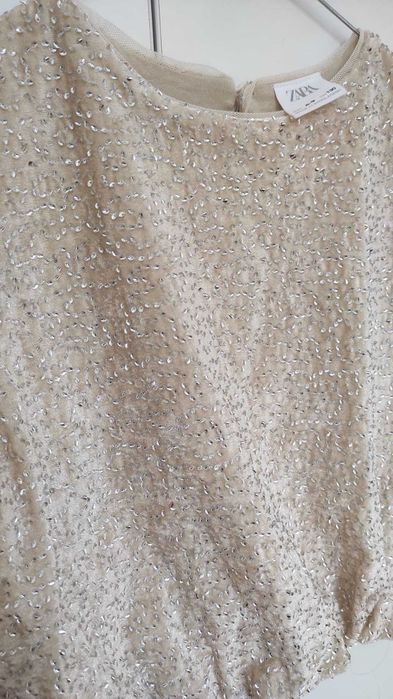 Bluza eleganta cu aplicatii metalice ZARA Kids, fete, masura 130