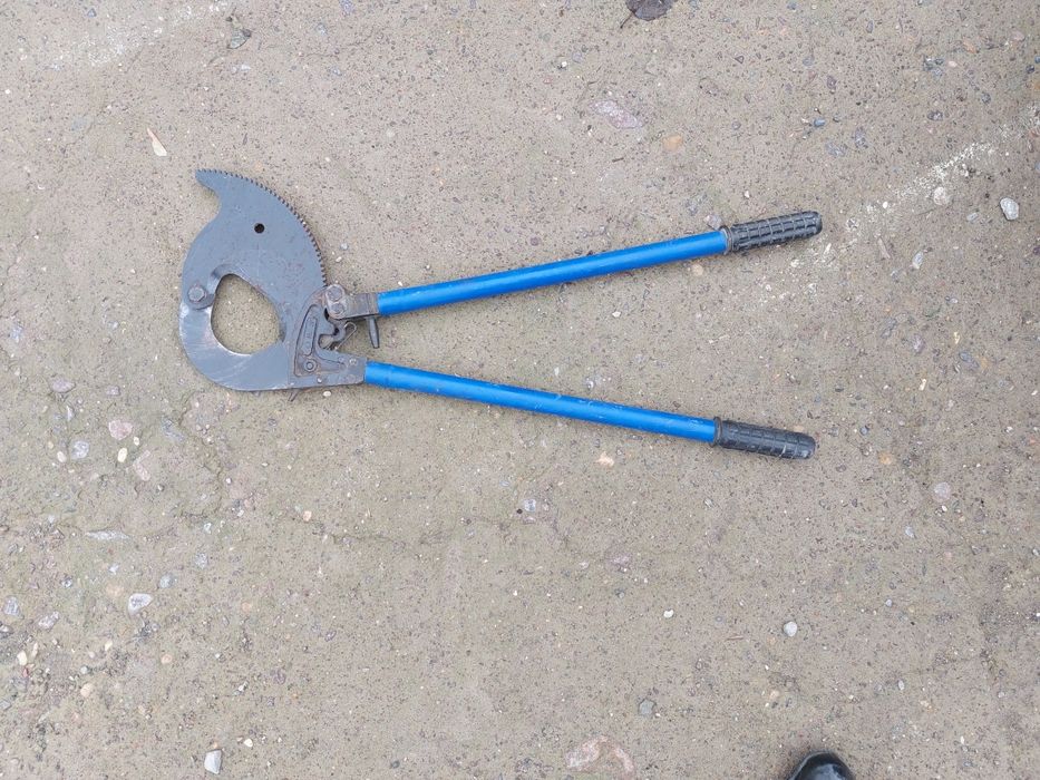 Ножницы для кабель.