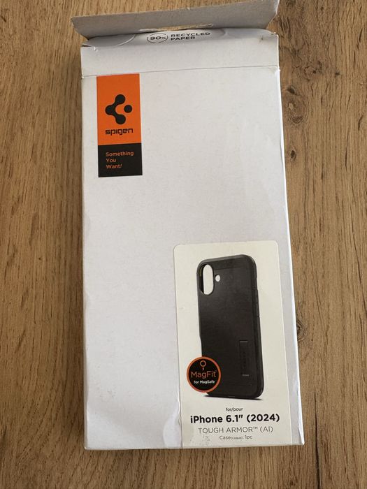 Spigen Tough Armor Mag калъф за iPhone 16 Black – като нов