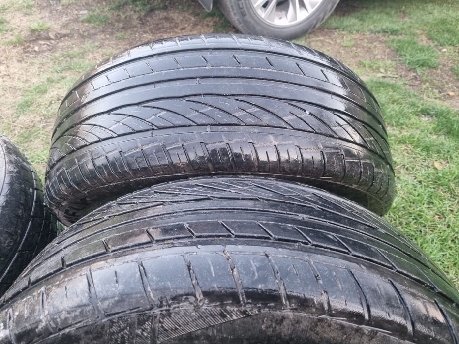 Продам шины летние 235/55R18