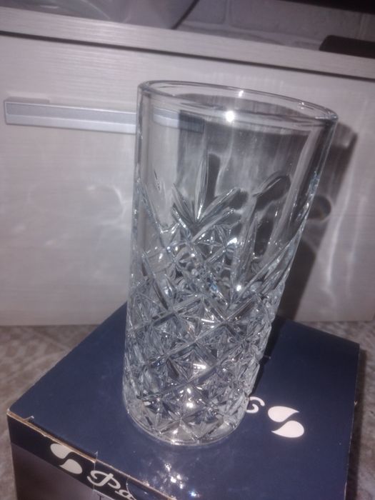 Продам стаканы.4 штуки