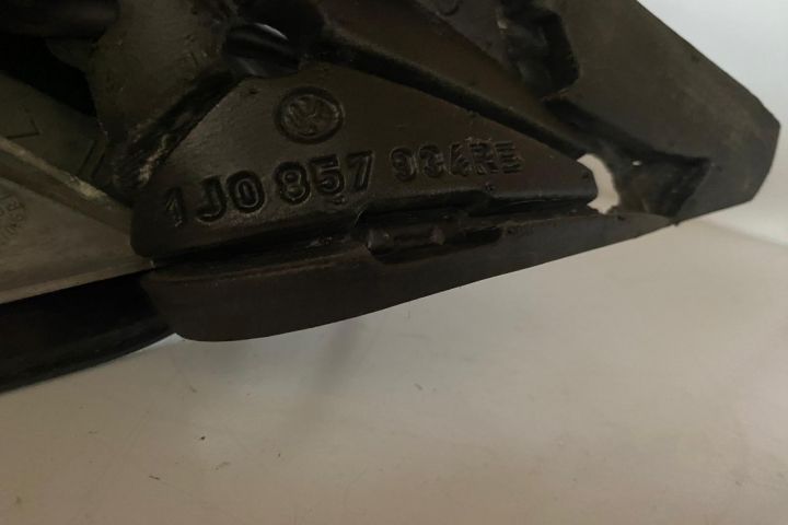 Oglinda Dreapta Electrica  1J0857934RE Volkswagen VW Golf a 4-a gener