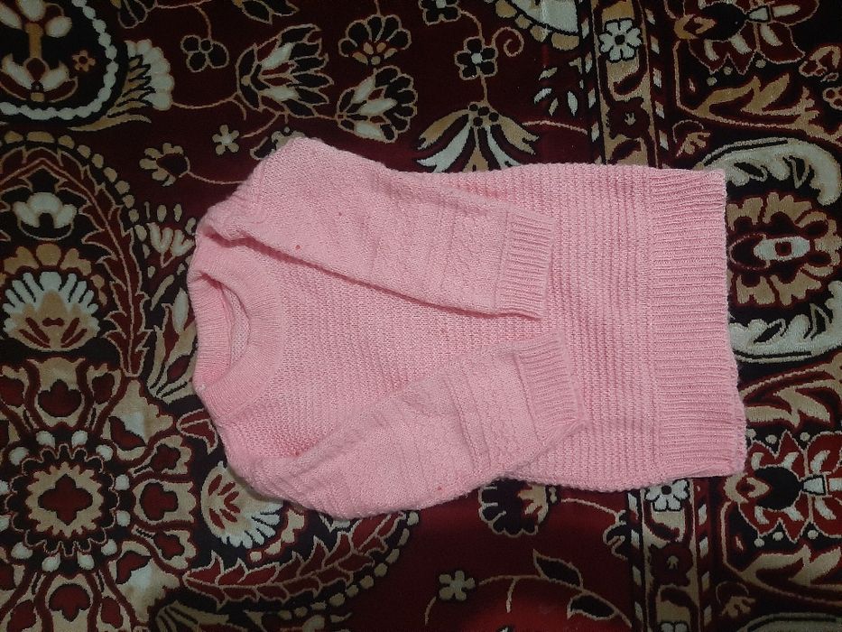 Продам куртки на девочку