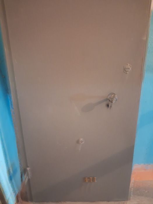 Дверь выходные наружный