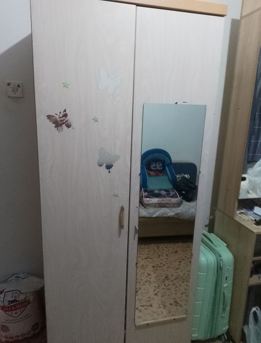 Шифоньер в хорошем состоянии