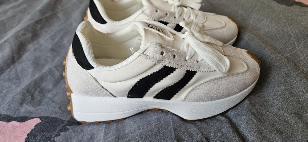 Adidasi dama 37 Nou